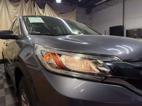 Used 2015 Honda CR-V LX image 4