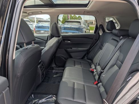 New 2026 Nissan Rogue SV AWD/4WD image 7