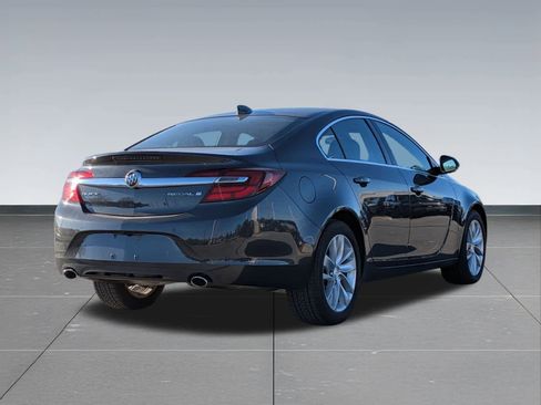 Used 2016 Buick Regal Premium image 6