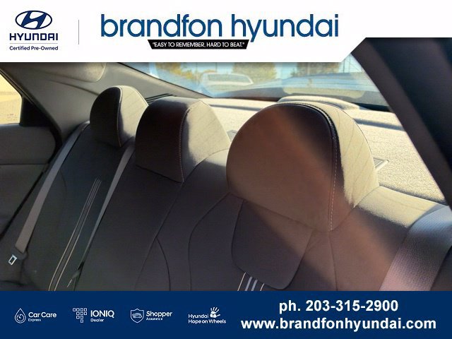 Used 2026 Hyundai Elantra Hybrid FWD image 24