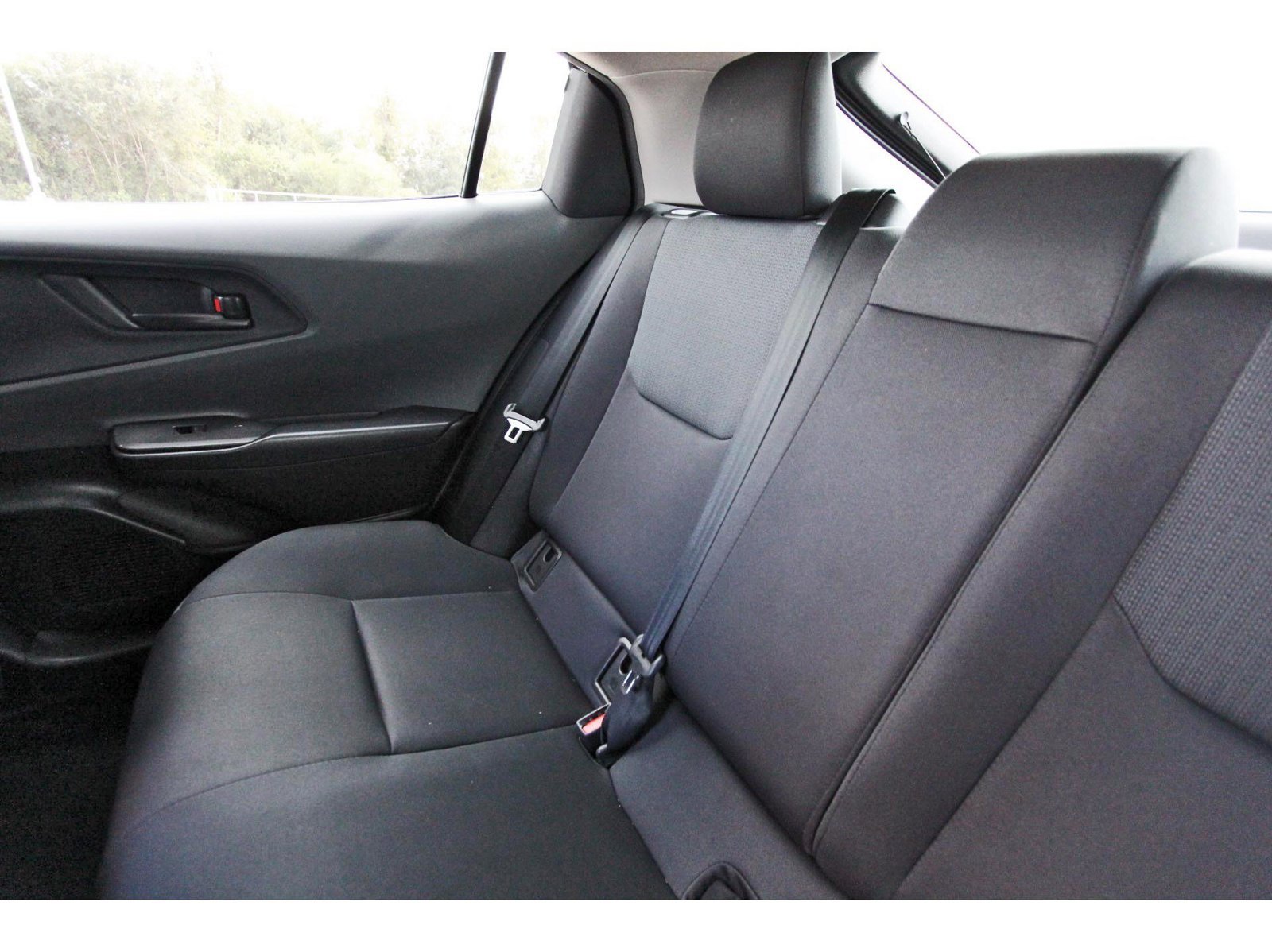 Used 2023 Toyota Prius LE FWD image 12