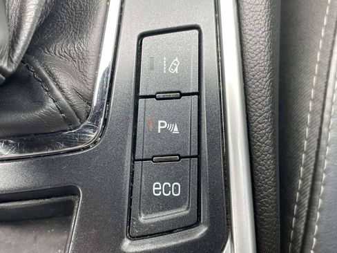 Used 2016 Cadillac SRX Luxury w/ Driver Awareness Package AWD/4WD image 23