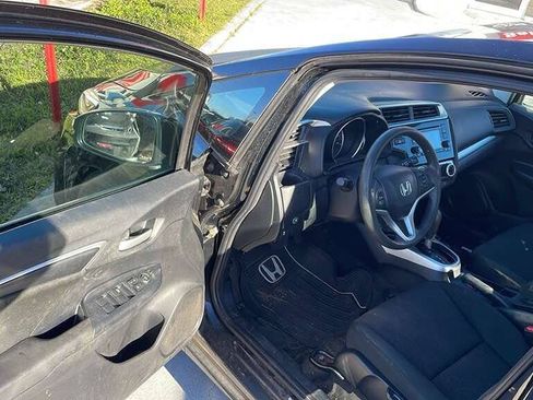 Used 2019 Honda Fit LX image 5