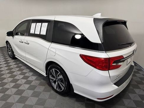 Used 2021 Honda Odyssey Touring image 3