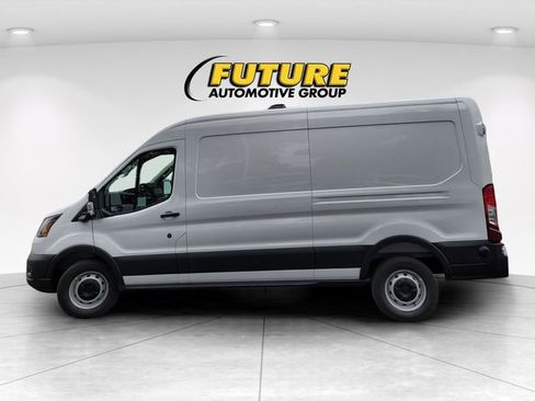 New 2026 Ford Transit 250 148 Medium Roof w/ Load Area Protection Package image 7