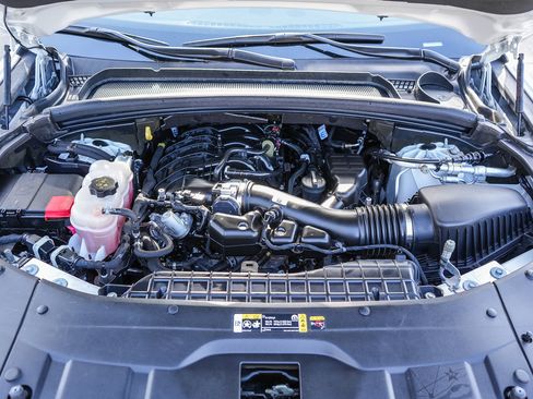 Used 2023 Jeep Grand Cherokee L Limited image 27