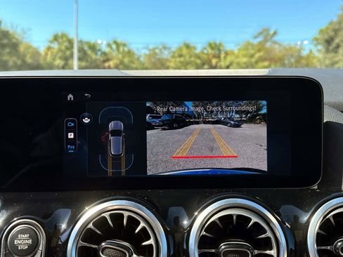 Certified 2025 Mercedes-Benz GLA 250 image 21