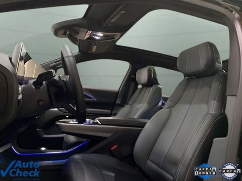 Used 2024 Cadillac Lyriq Luxury image 17