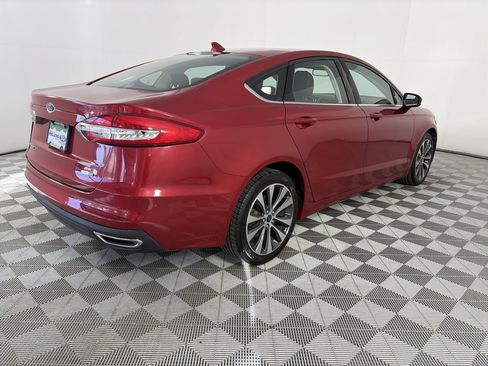 Certified 2020 Ford Fusion SE image 8