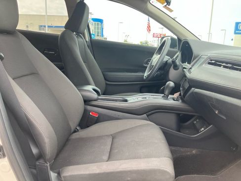 Used 2021 Honda HR-V EX image 29