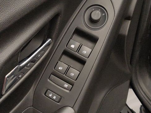 Used 2020 Chevrolet Trax LS w/ Tint and Cruise Package FWD image 27