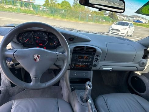 Used 2003 Porsche 911 Carrera RWD image 11