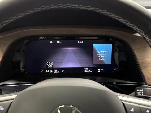 Used 2024 Volkswagen Atlas SE w/ Panoramic Sunroof Package image 18