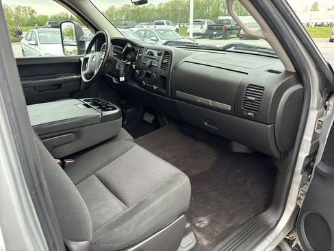 Used 2012 Chevrolet Silverado 2500 LT w/ Interior Plus Package AWD/4WD image 25