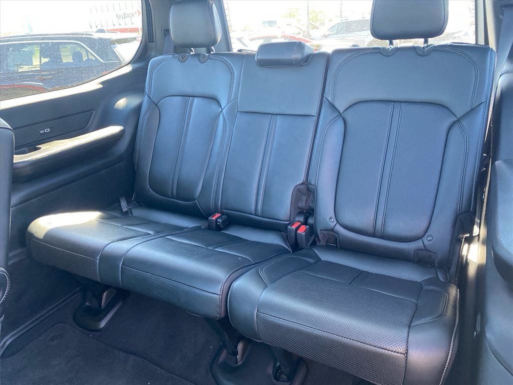 Used 2024 Jeep Wagoneer Series II w/ Convenience Group I AWD/4WD image 25
