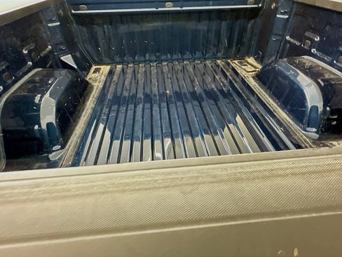 Used 2023 Chevrolet Silverado 1500 LT image 30