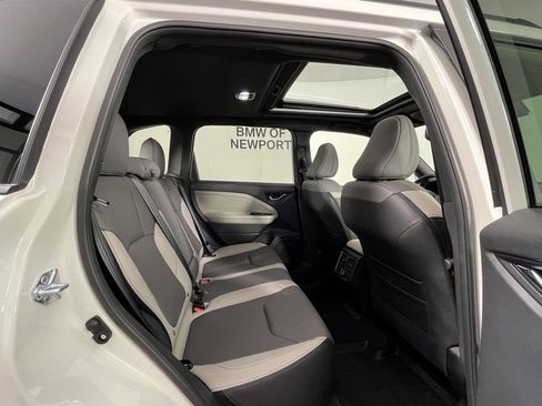 Used 2025 Subaru Forester Limited image 23