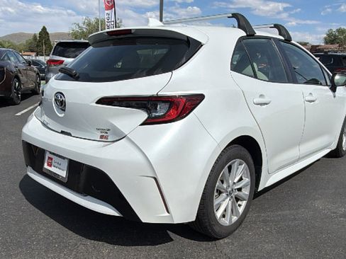 Certified 2023 Toyota Corolla SE FWD image 3