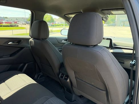 Used 2026 Chevrolet Equinox LT FWD image 34