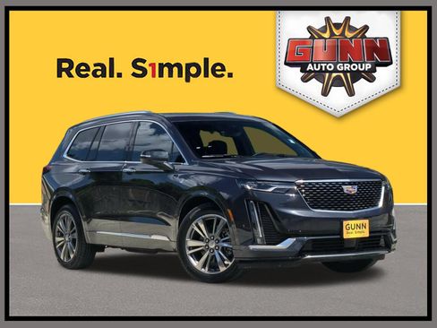 Used 2022 Cadillac XT6 Premium Luxury w/ Technology Package FWD image 1