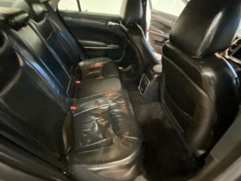 Used 2017 Chrysler 300 Limited w/ Value Package image 17