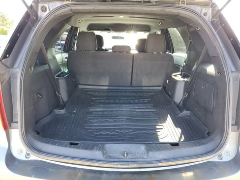 Used 2014 Ford Explorer XLT AWD/4WD image 7