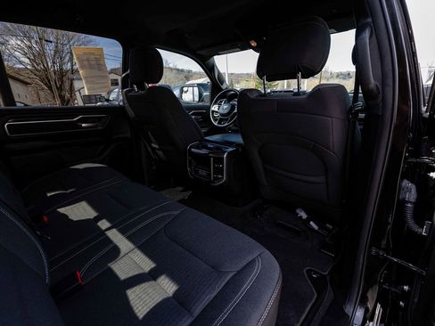 Used 2023 RAM 1500 Big Horn AWD/4WD image 28