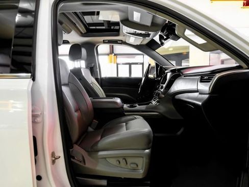 Used 2019 Chevrolet Tahoe LT AWD/4WD image 34