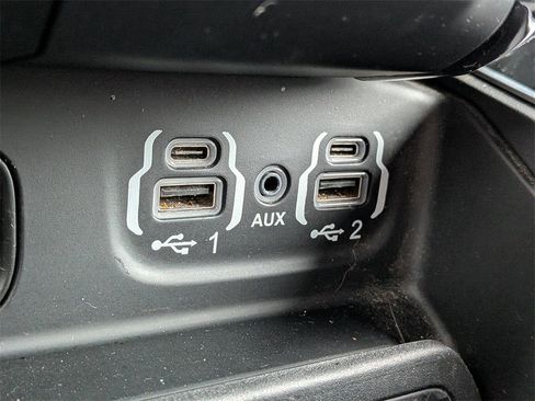 Used 2021 RAM 1500 Big Horn image 23