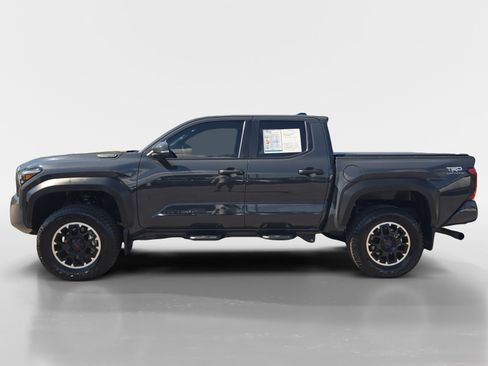 Used 2026 Toyota Tacoma TRD Off-Road w/ TRD Off Road Upgrade Package AWD/4WD image 6