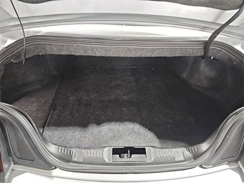 Used 2022 Ford Mustang Premium image 12
