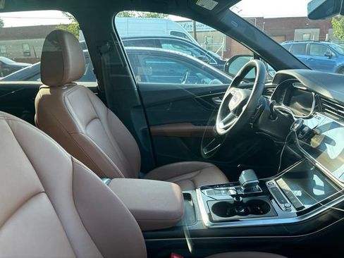 Used 2023 Audi Q7 3.0T Premium Plus AWD/4WD image 10