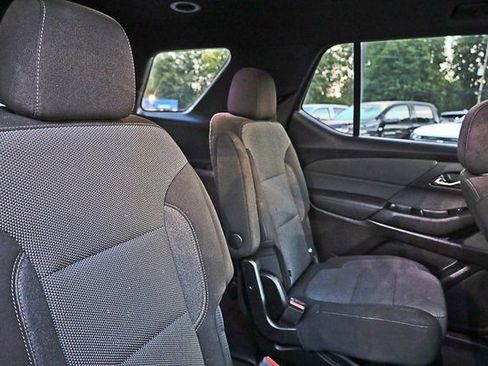 Used 2023 Chevrolet Traverse LT w/ LPO, Cargo Package image 22