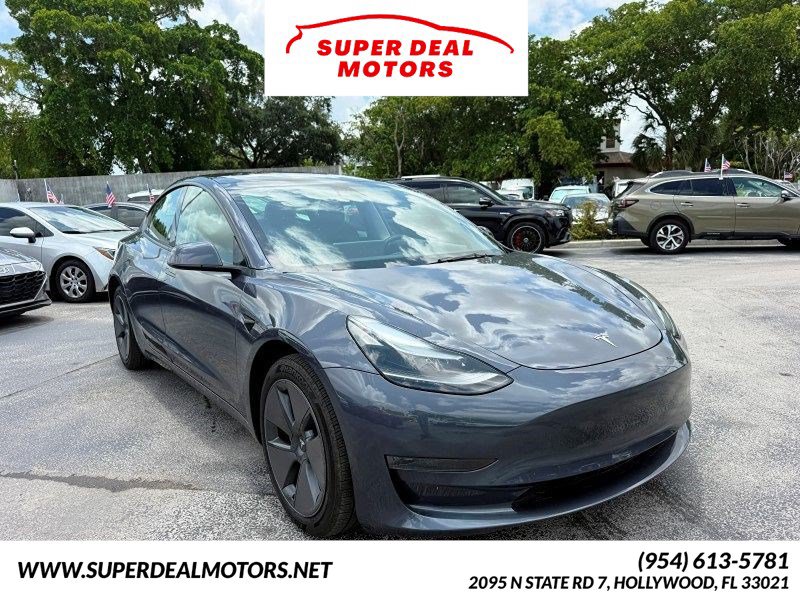 Used 2023 Tesla Model 3 Standard Range RWD image 1