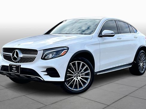 Used 2018 Mercedes-Benz GLC 300 4MATIC Coupe image 34