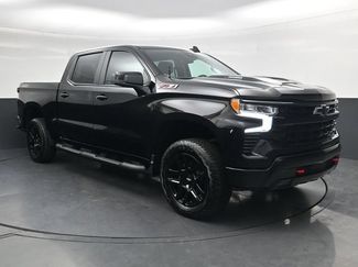 Used 2025 Chevrolet Silverado 1500 LT Trail Boss w/ Convenience Package II AWD/4WD video 2