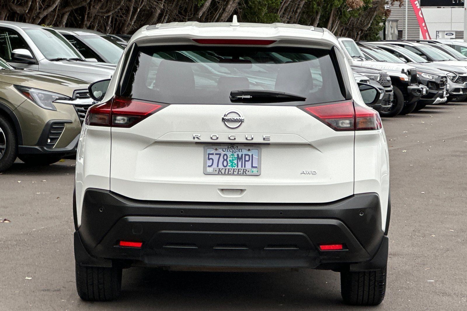 Used 2021 Nissan Rogue S AWD/4WD image 5