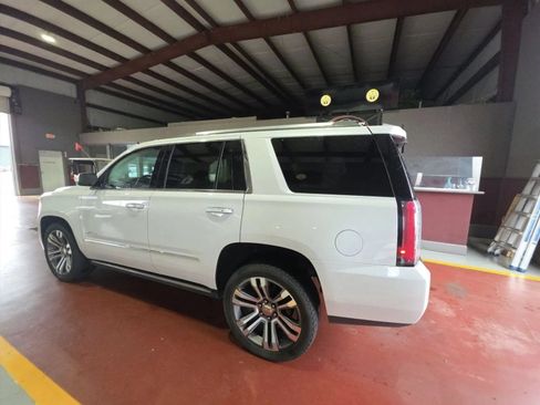 Used 2018 GMC Yukon Denali w/ Denali Ultimate Package AWD/4WD image 3