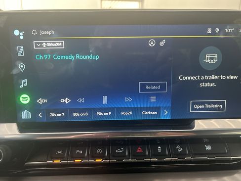 Used 2023 Chevrolet Silverado 1500 High Country w/ Technology Package image 31