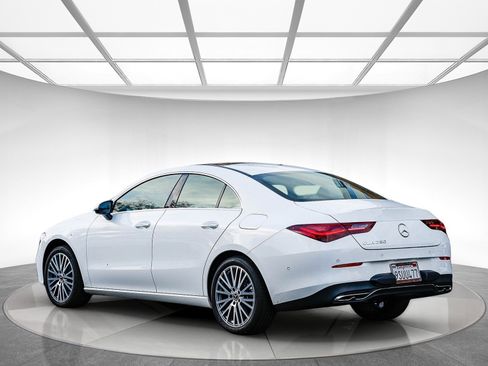Certified 2025 Mercedes-Benz CLA 250 image 2