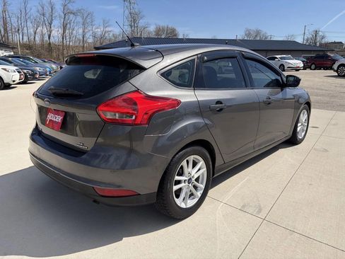 Used 2016 Ford Focus SE image 6