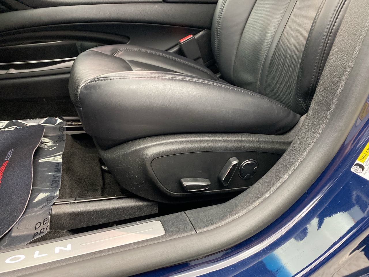 Used 2018 Lincoln MKZ Reserve w/ Technology Package AWD/4WD image 13