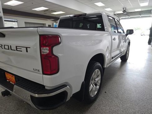 Used 2020 Chevrolet Silverado 1500 LTZ w/ LTZ Premium Package AWD/4WD image 7