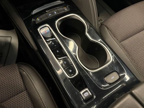 Used 2021 Buick Envision Preferred w/ Sport Touring Package image 14