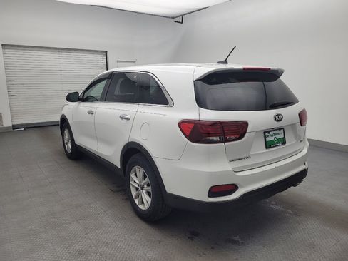 Used 2019 Kia Sorento LX image 5