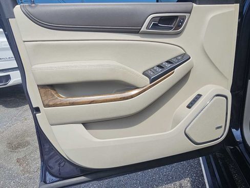 Used 2019 GMC Yukon XL Denali w/ Denali Ultimate Package RWD image 16