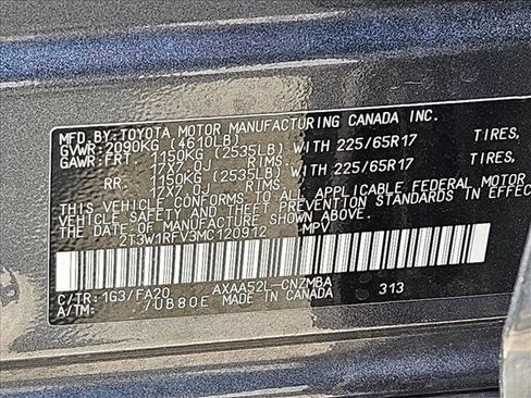 Used 2021 Toyota RAV4 XLE w/ Convenience Package FWD image 22