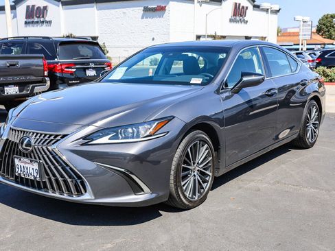 Used 2022 Lexus ES 350 w/ Premium Package image 19