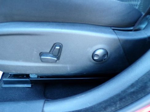 Used 2023 Dodge Charger SXT image 14