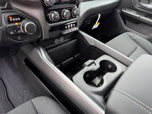 New 2026 RAM 1500 Express AWD/4WD image 24